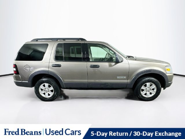 Used 2006 Ford Explorer XLT AWD/4WD image 10