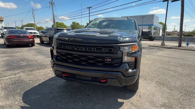 Used 2024 Chevrolet Silverado 1500 Custom Trail Boss AWD/4WD image 3