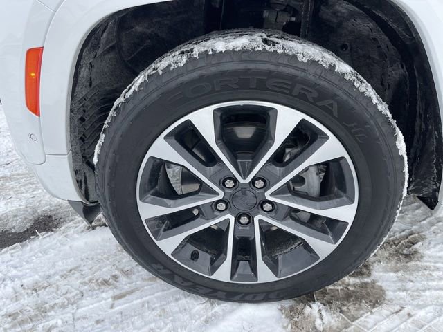 Used 2021 Jeep Grand Cherokee L Overland w/ Luxury Tech Group IV image 10