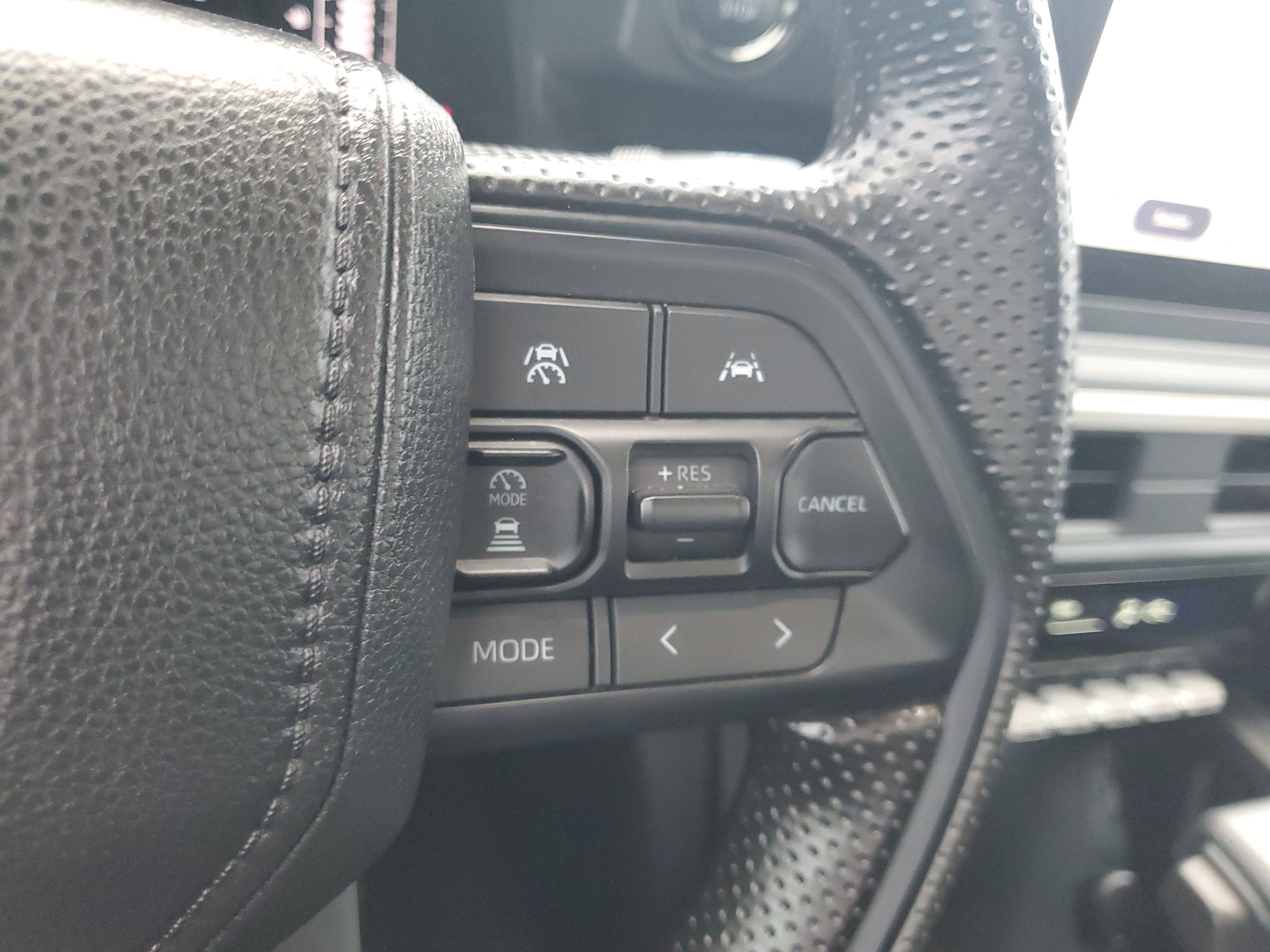 Used 2024 Toyota Tacoma SR image 19