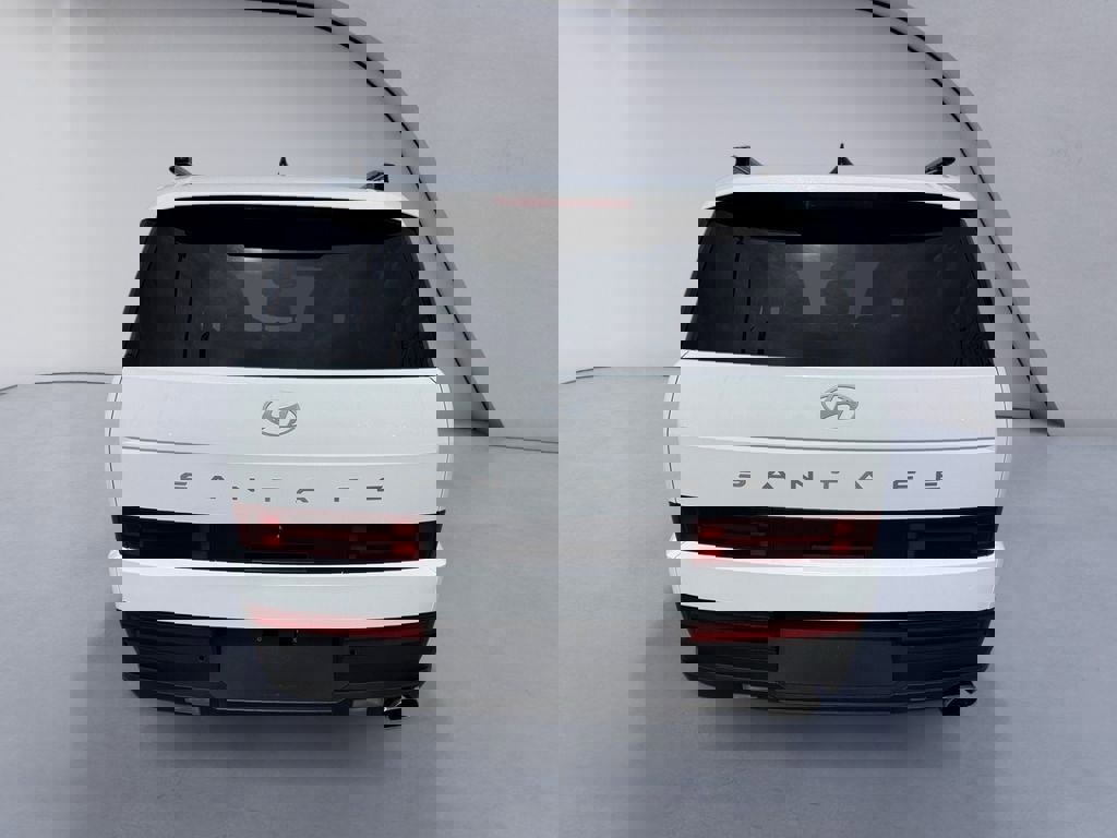 Used 2025 Hyundai Santa Fe SEL image 4