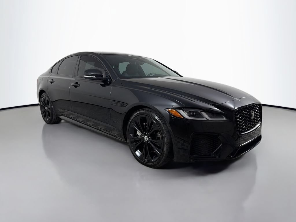 Used 2024 Jaguar XF R-Dynamic SE AWD/4WD image 3