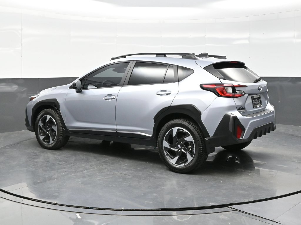 Used 2025 Subaru Crosstrek 2.5i Limited AWD/4WD image 4