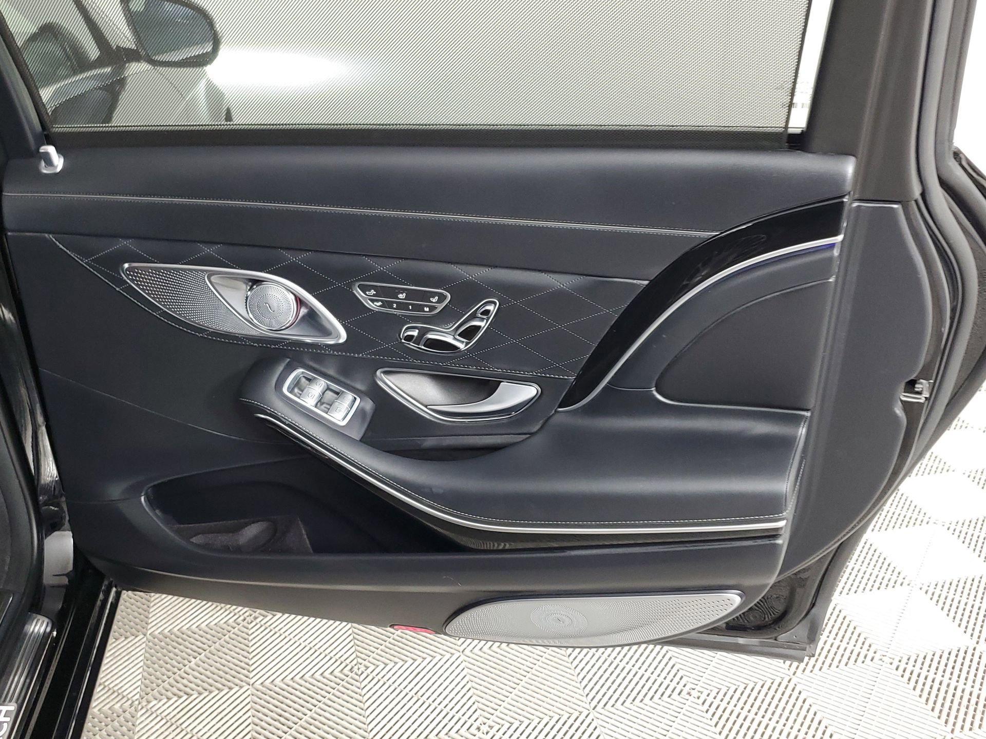 Used 2019 Mercedes-Benz Maybach S 650 image 26