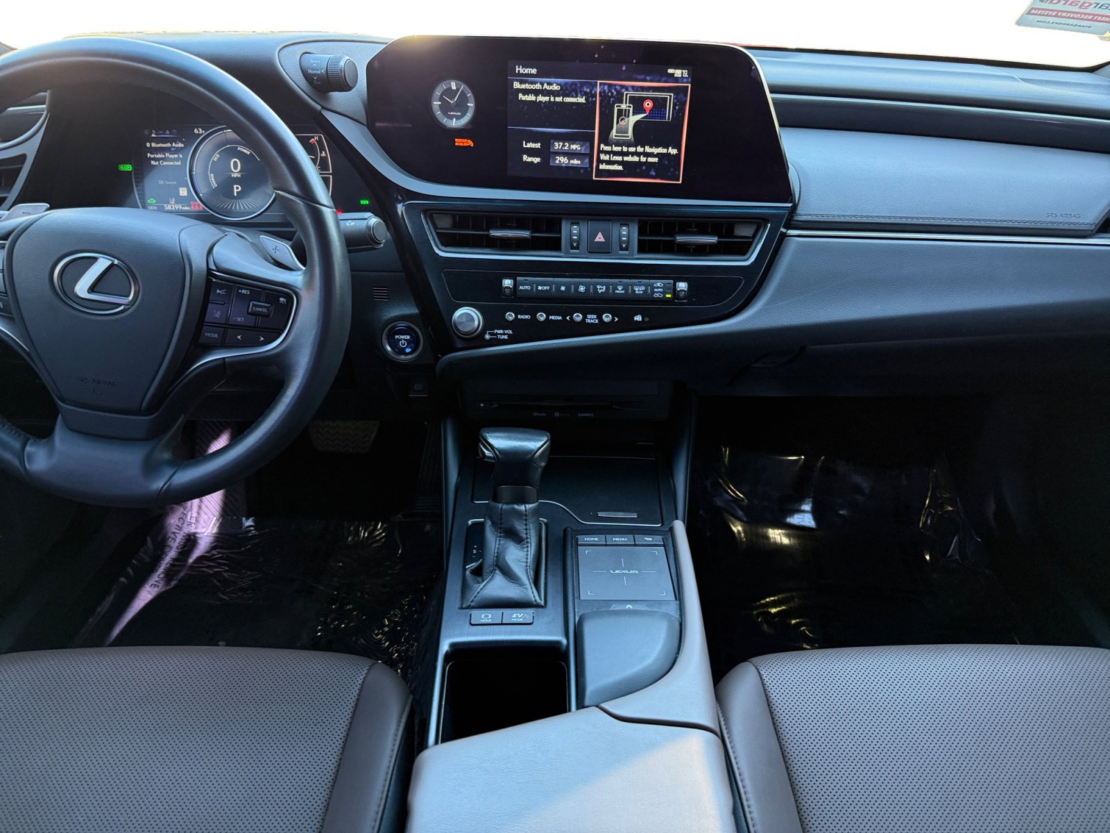 Used 2022 Lexus ES 300h w/ Accessory Package image 11