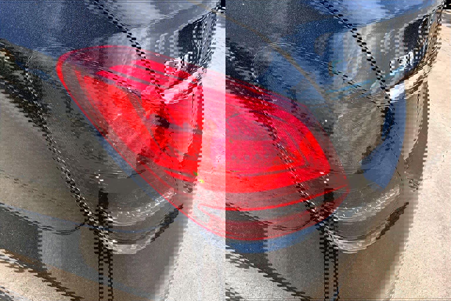 Used 2021 Mercedes-Benz C 300 Sedan image 28