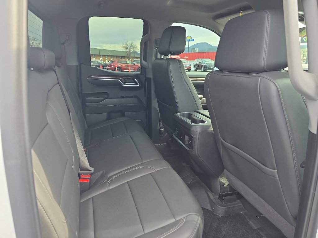Certified 2024 Chevrolet Silverado 1500 RST w/ Redline Edition AWD/4WD image 27