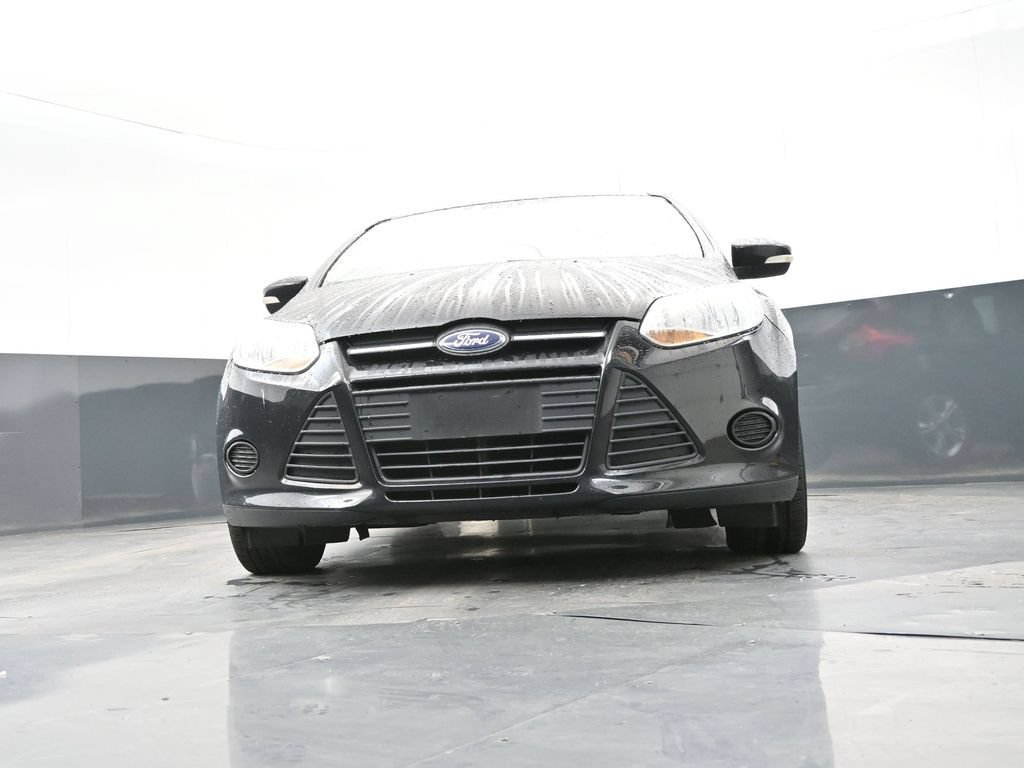 Used 2014 Ford Focus SE FWD image 19