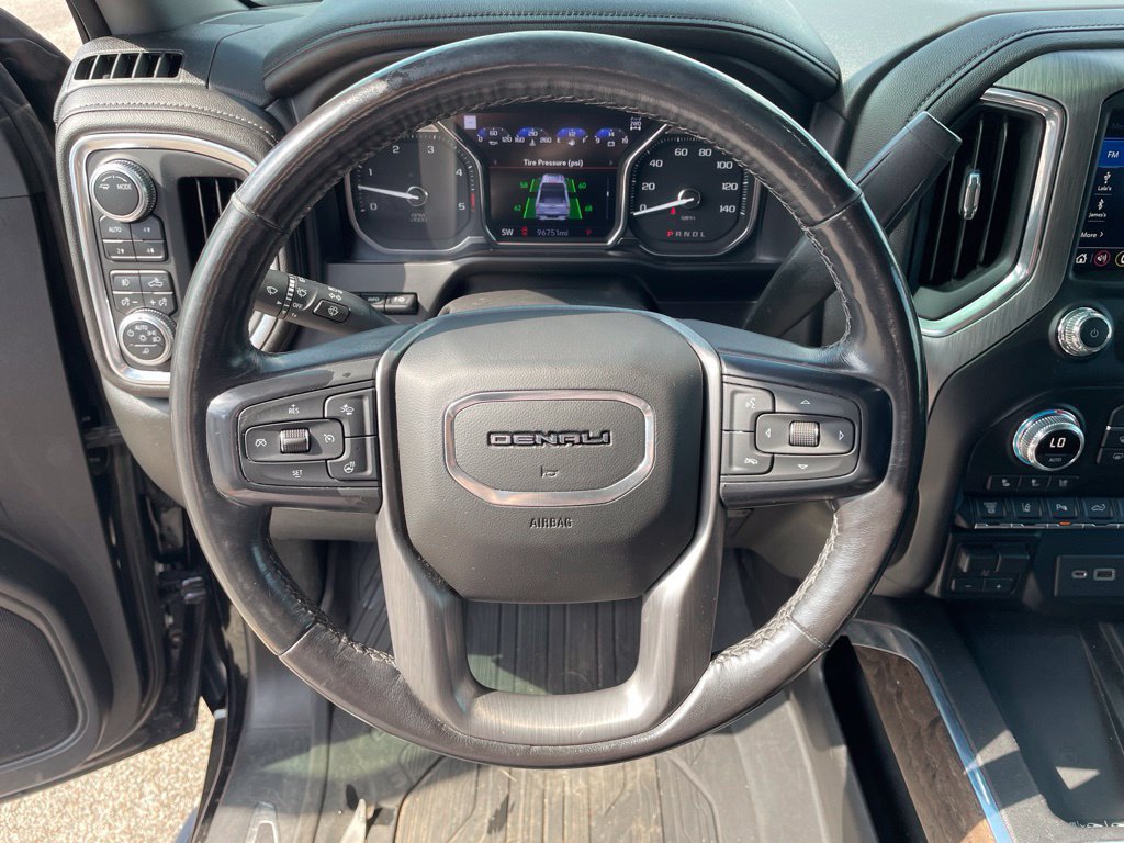 Used 2020 GMC Sierra 2500 Denali w/ Denali Ultimate Package AWD/4WD image 17