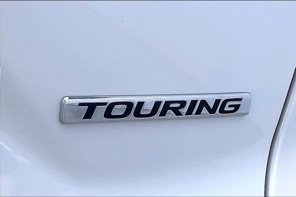 Used 2020 Honda CR-V Touring image 8