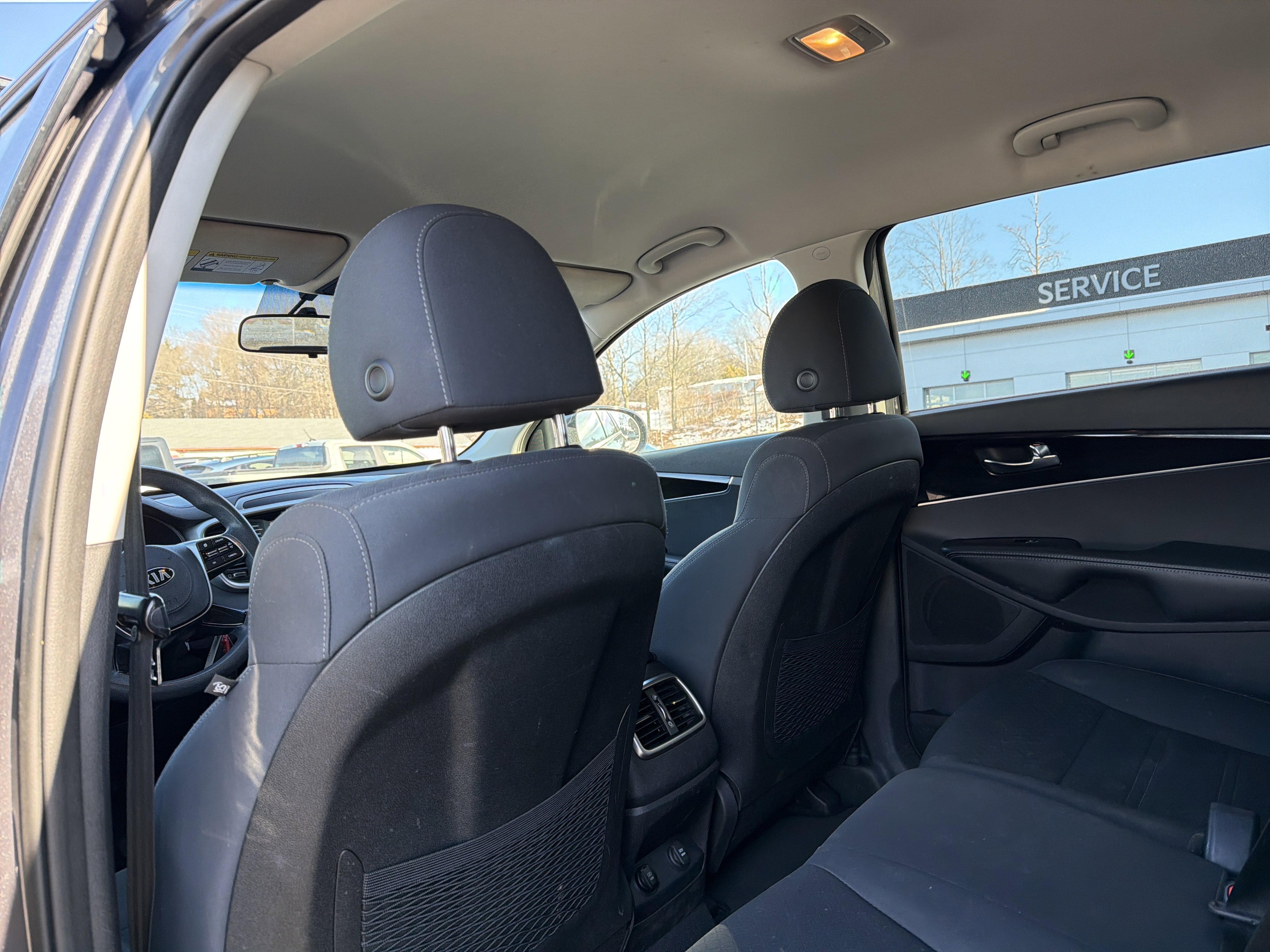 Used 2019 Kia Sorento LX image 27