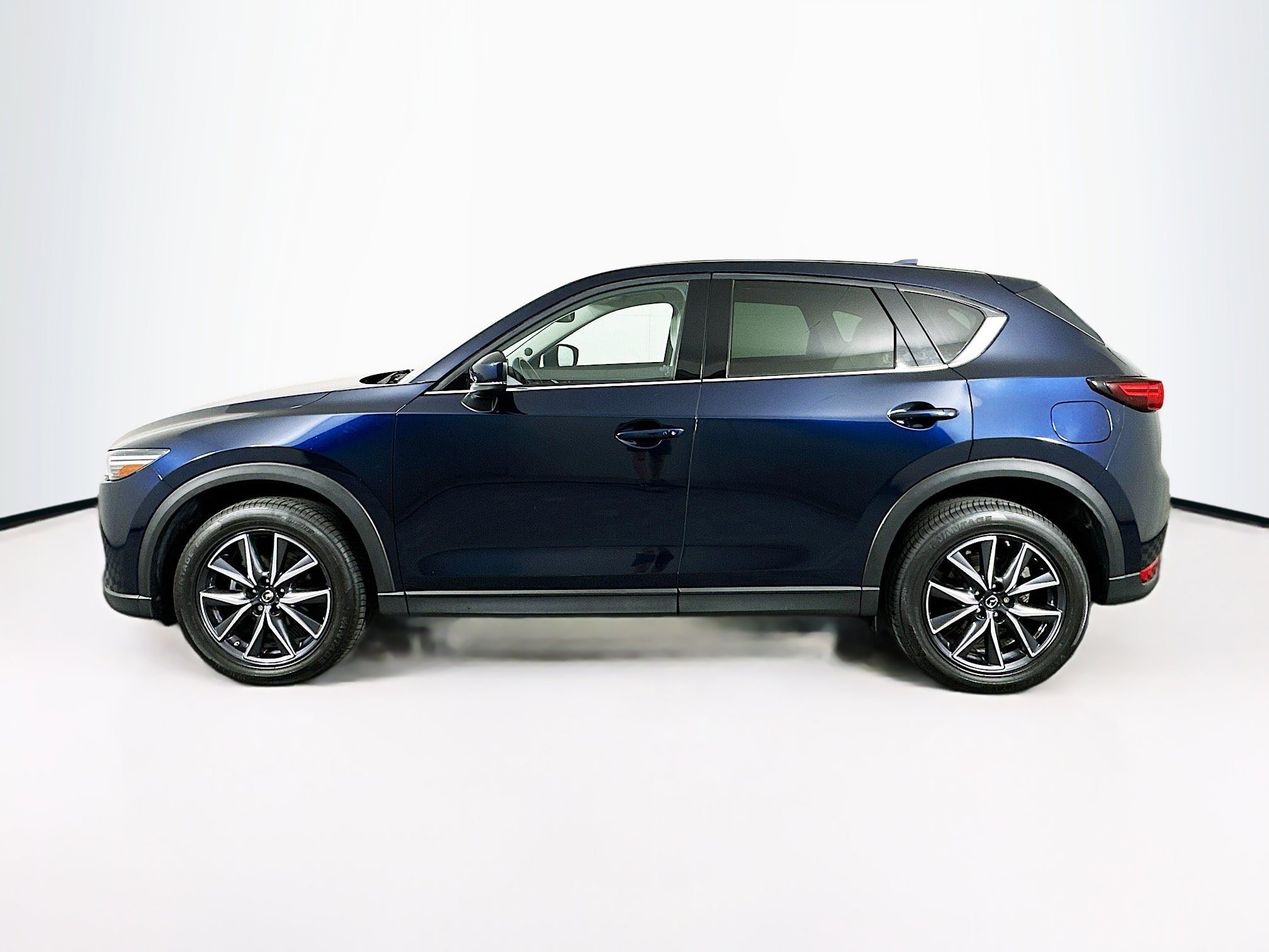 Used 2018 MAZDA CX-5 Grand Touring w/ Premium Package image 4