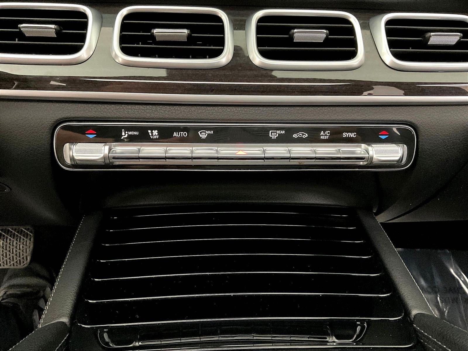 Certified 2022 Mercedes-Benz GLE 350 4MATIC image 39