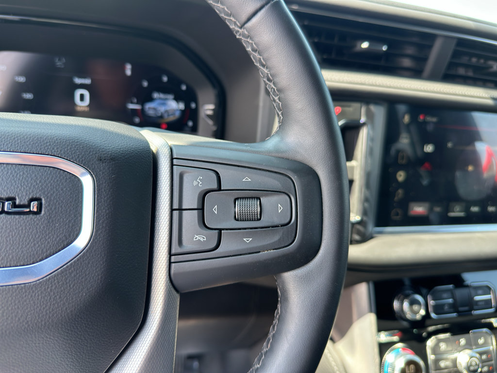 Used 2024 GMC Yukon Denali AWD/4WD image 25