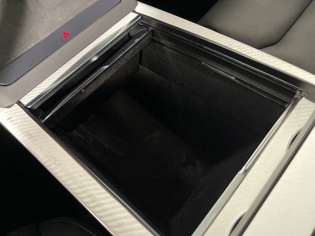 Used 2024 Tesla Model X image 27