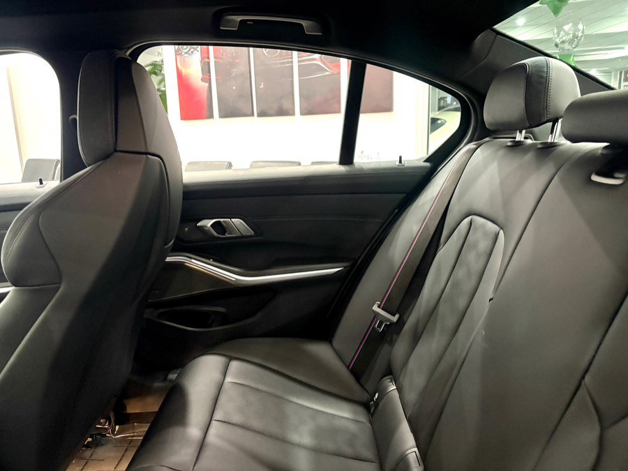 Used 2023 BMW M3 Competition w/ Executive Package image 15