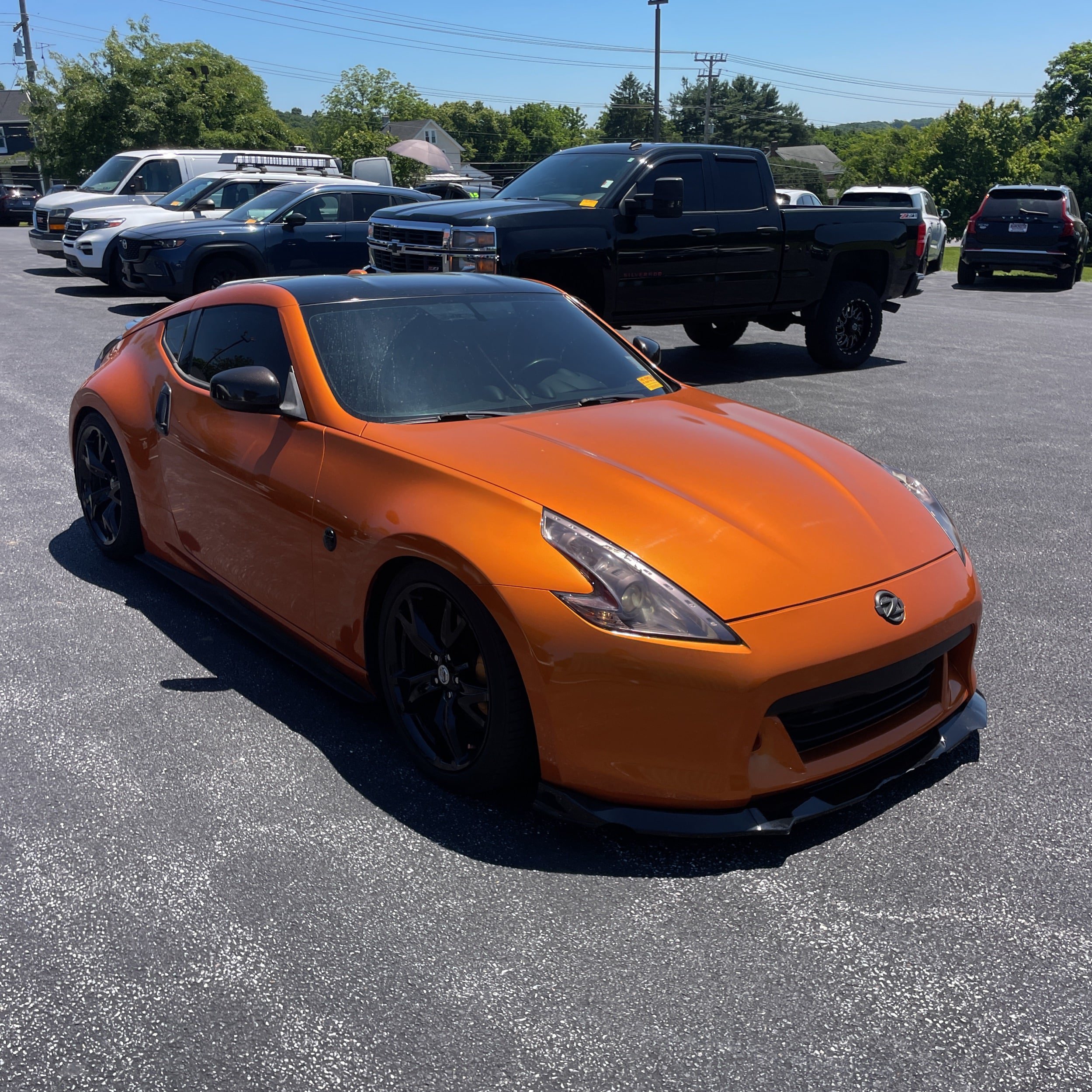 Used 2010 Nissan 370Z Touring w/ Sport Pkg RWD image 5