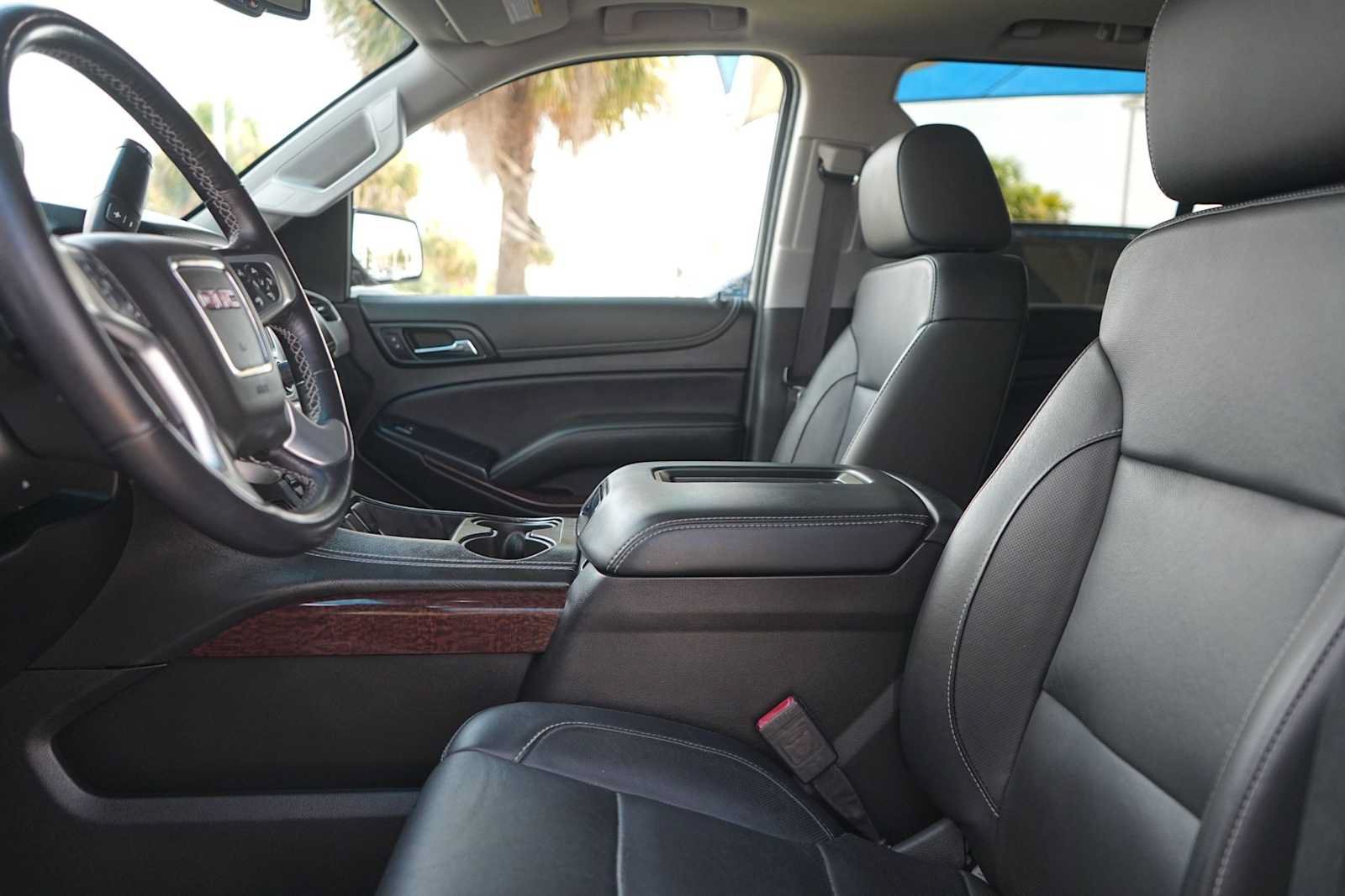 Used 2020 GMC Yukon SLT w/ Open Road Package AWD/4WD image 11