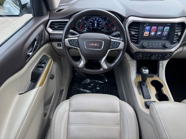 Used 2018 GMC Acadia Denali image 21