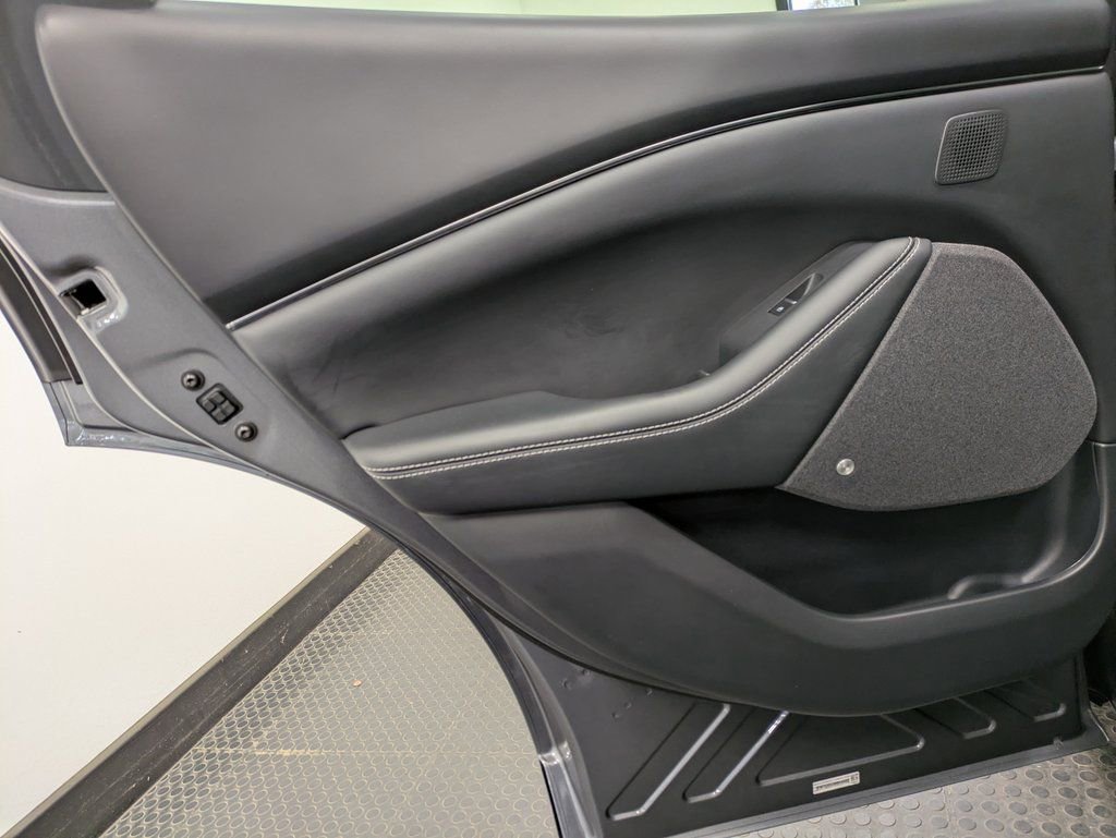 Used 2021 Ford Mustang Mach-E Premium image 22