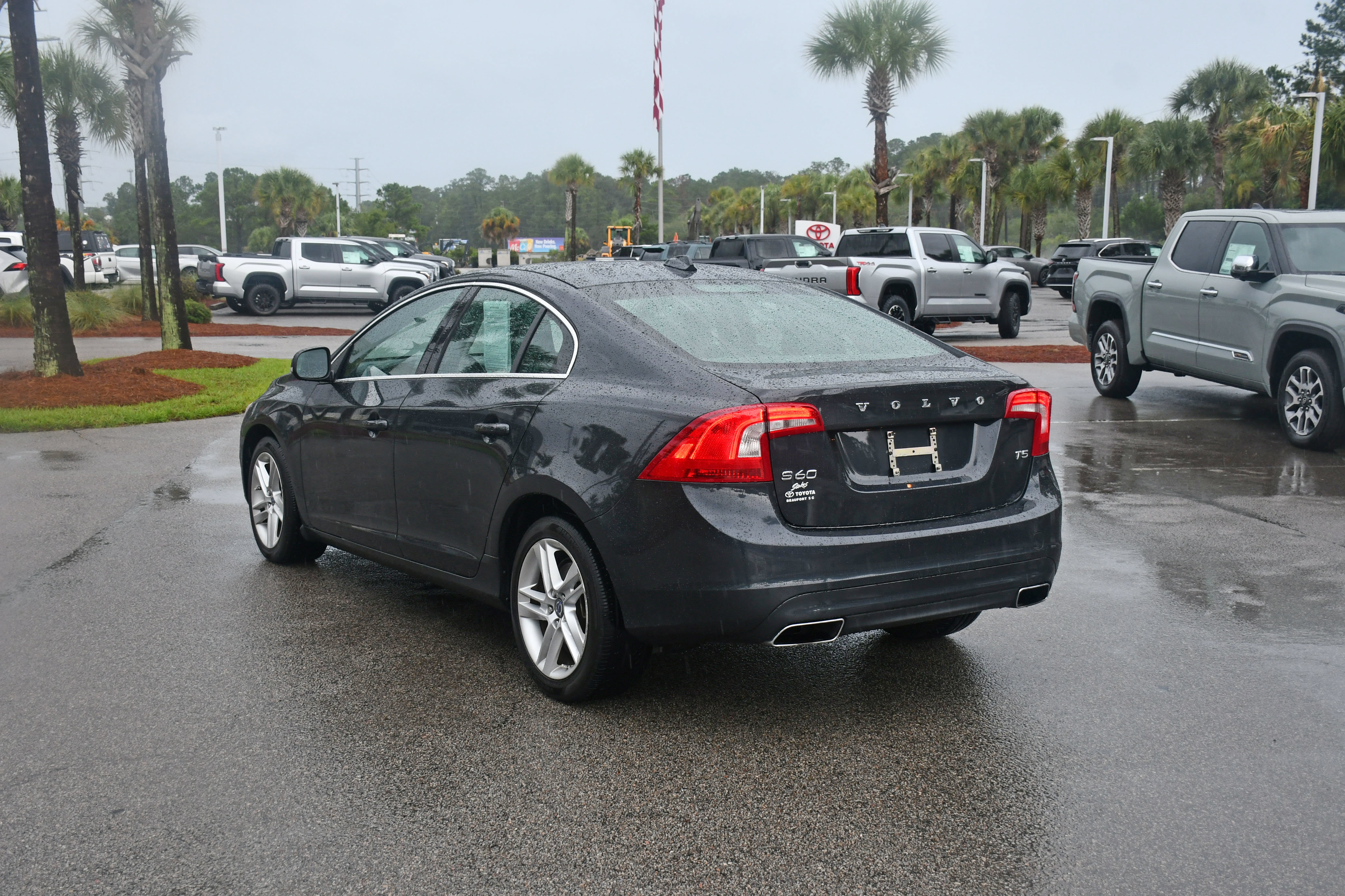 Used 2014 Volvo S60 T5 FWD image 4
