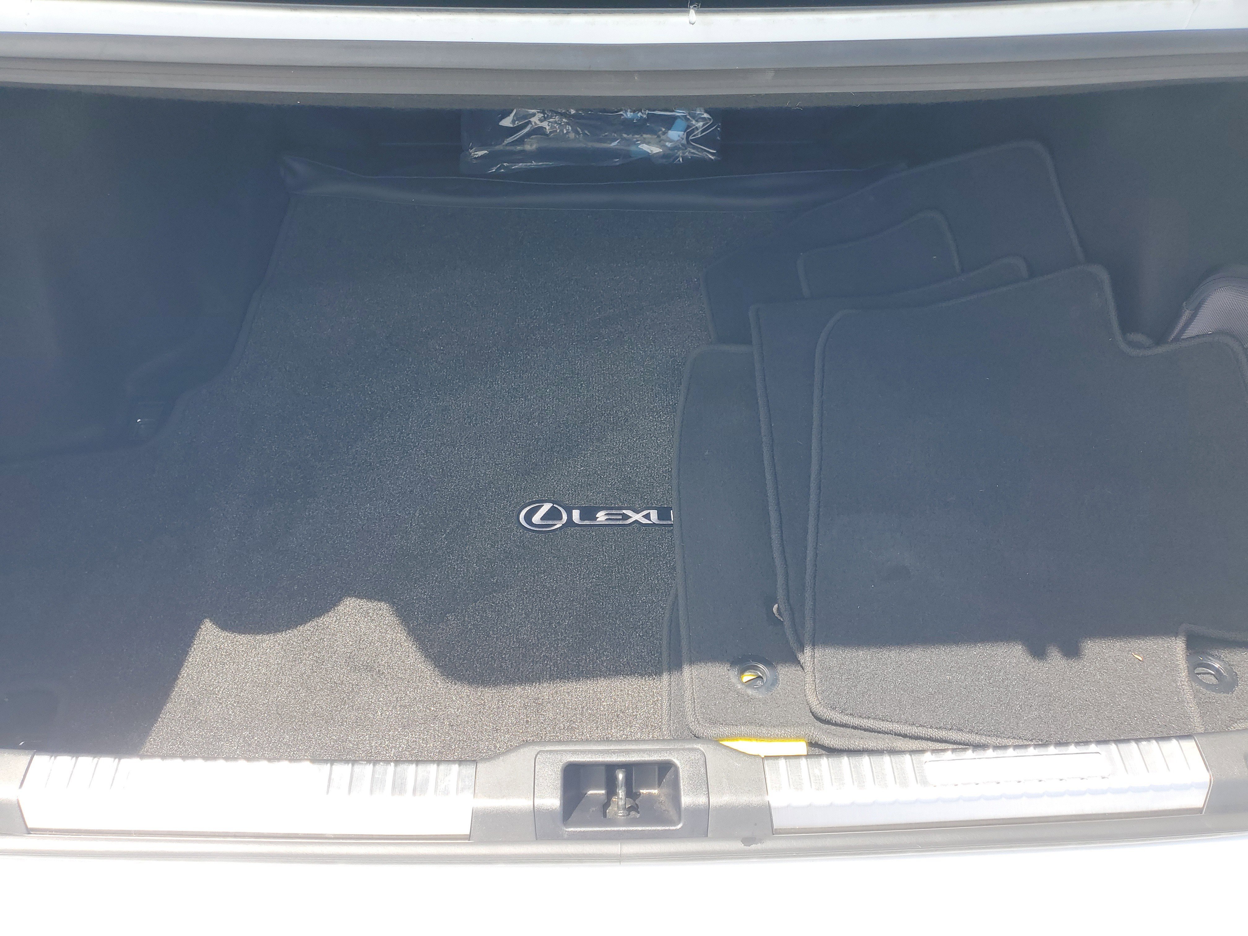 Used 2024 Lexus IS 350 F Sport w/ Accessory Package 2 RWD image 8