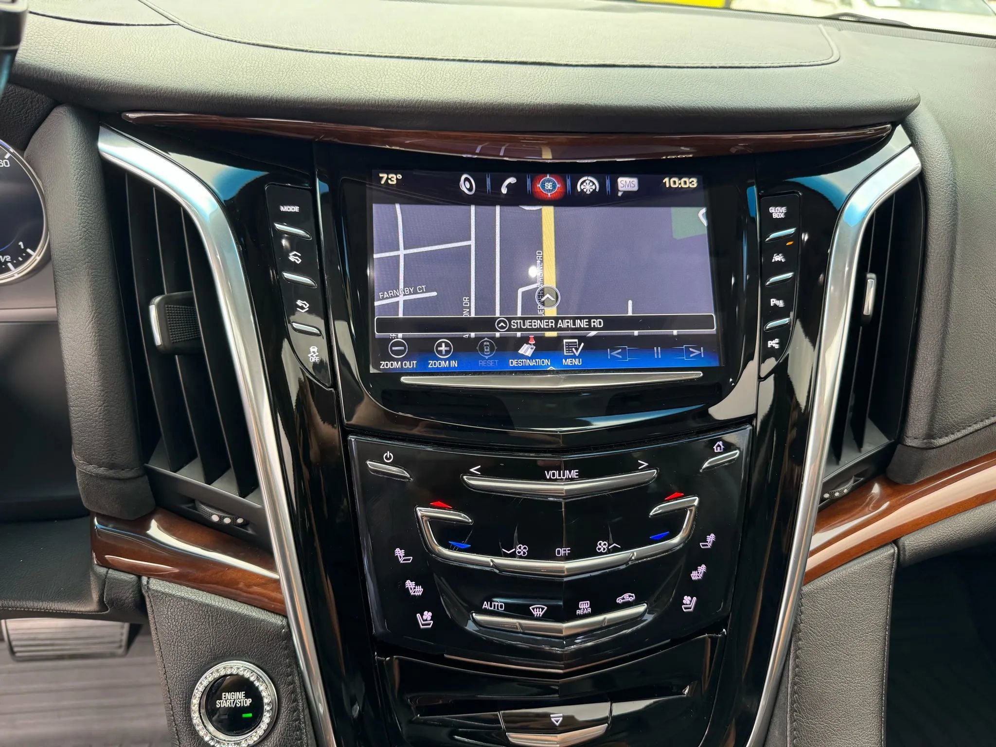 Used 2017 Cadillac Escalade Luxury image 34
