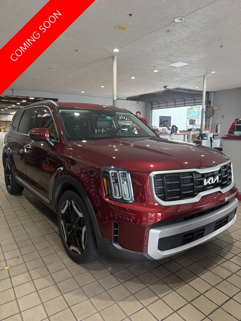 Certified 2024 Kia Telluride S w/ S Sunroof Package