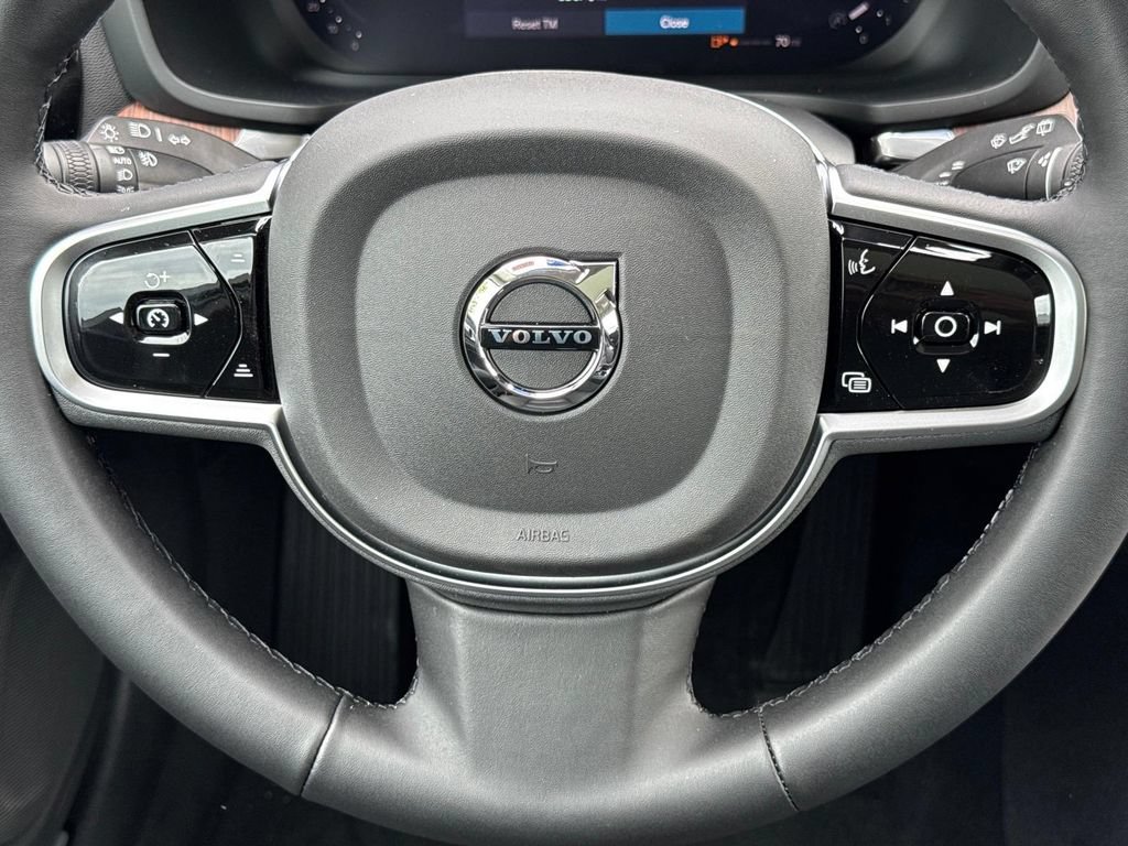 New 2026 Volvo V60 B5 Cross Country Plus w/ Climate Package AWD/4WD image 12