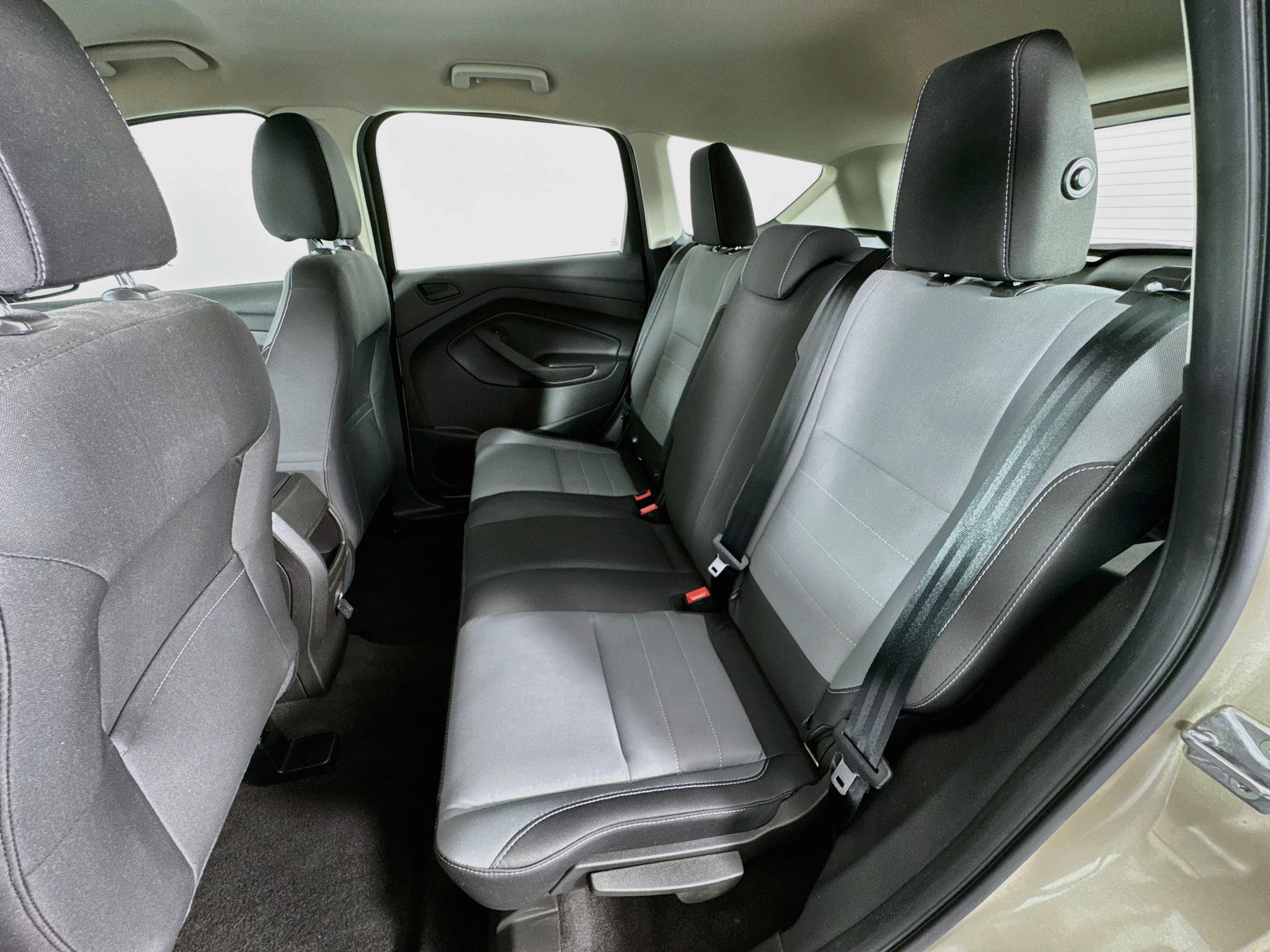 Used 2017 Ford Escape S FWD image 22