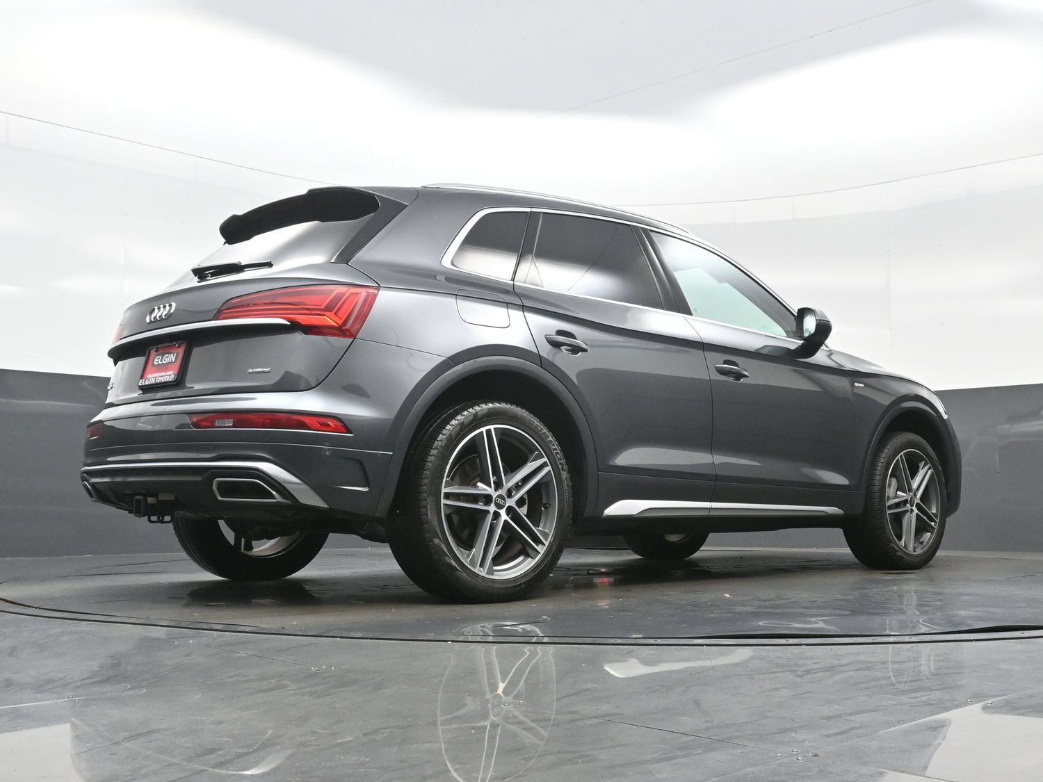 Used 2024 Audi Q5 e Premium Plus AWD/4WD image 34