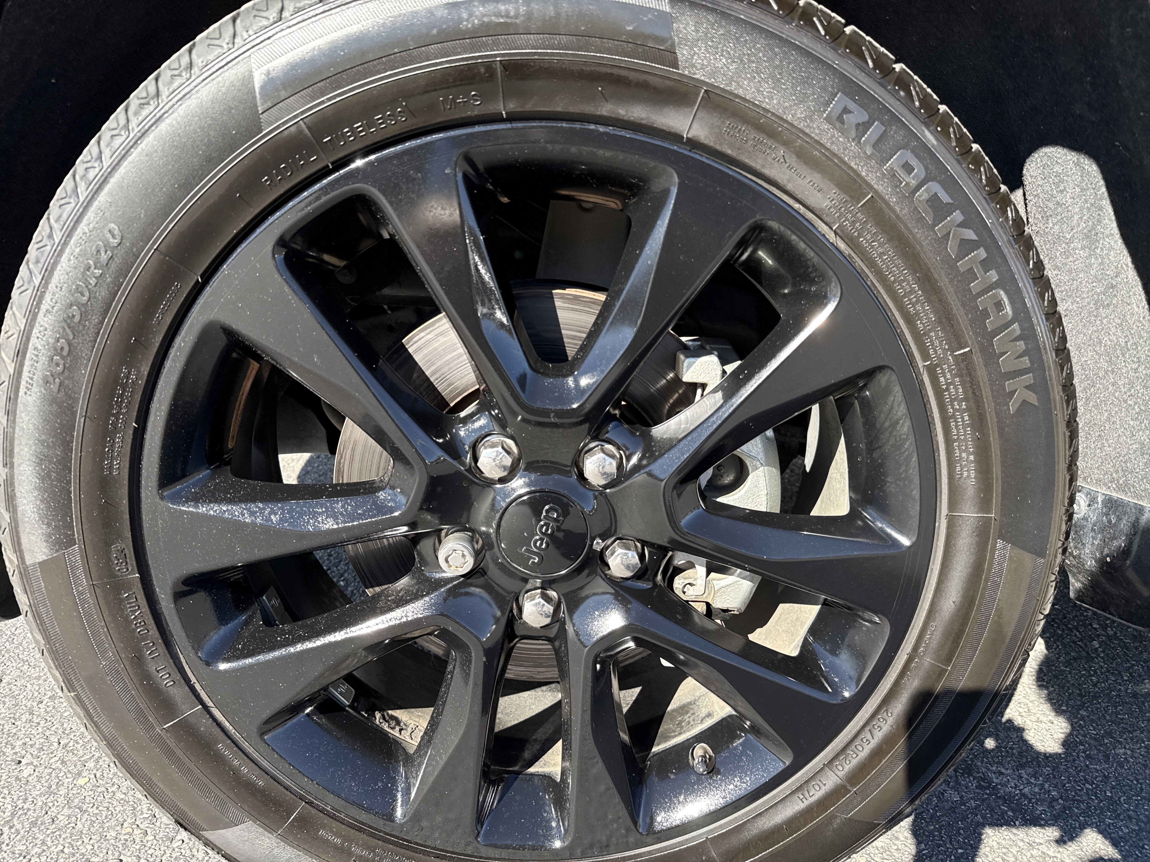 Used 2019 Jeep Grand Cherokee Altitude image 10