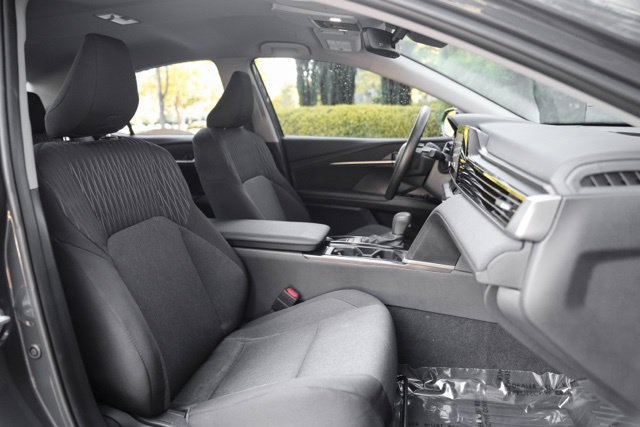 Used 2025 Toyota Camry LE w/ Convenience Package FWD image 33