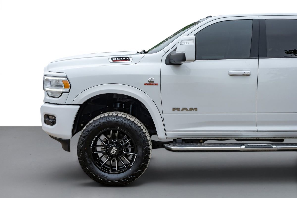 Used 2024 RAM 2500 Laramie AWD/4WD image 11