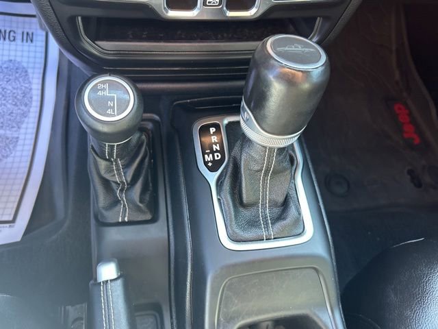 Used 2020 Jeep Gladiator Overland AWD/4WD image 23