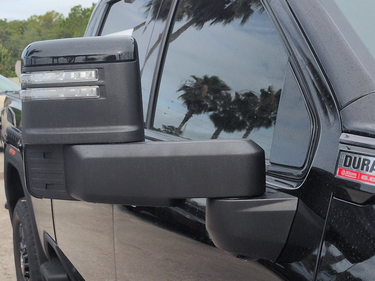 Used 2024 GMC Sierra 2500 AT4 w/ AT4 Premium Plus Package AWD/4WD image 11