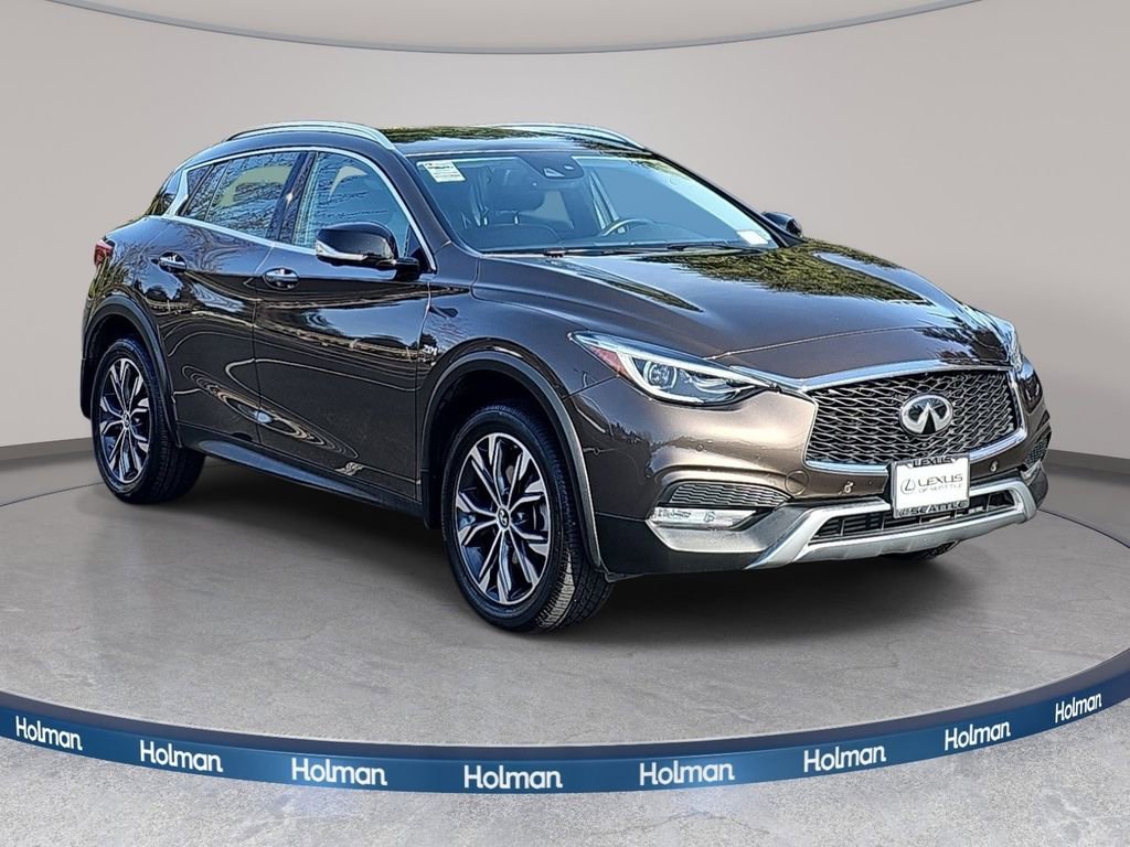 Used 2019 INFINITI QX30 AWD w/ Proassist Package image 4