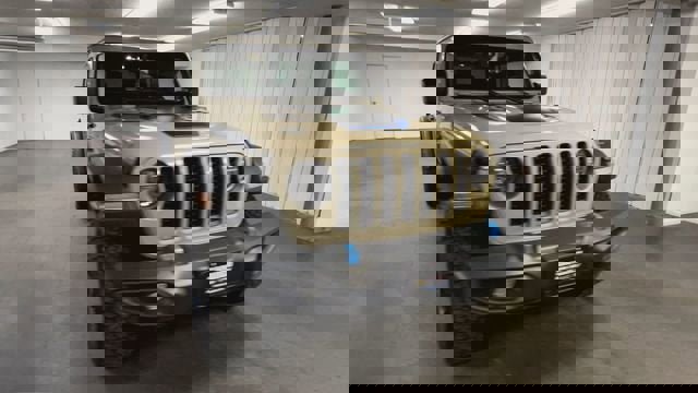 Used 2022 Jeep Wrangler Unlimited Rubicon 4xe w/ Cold Weather Group image 3