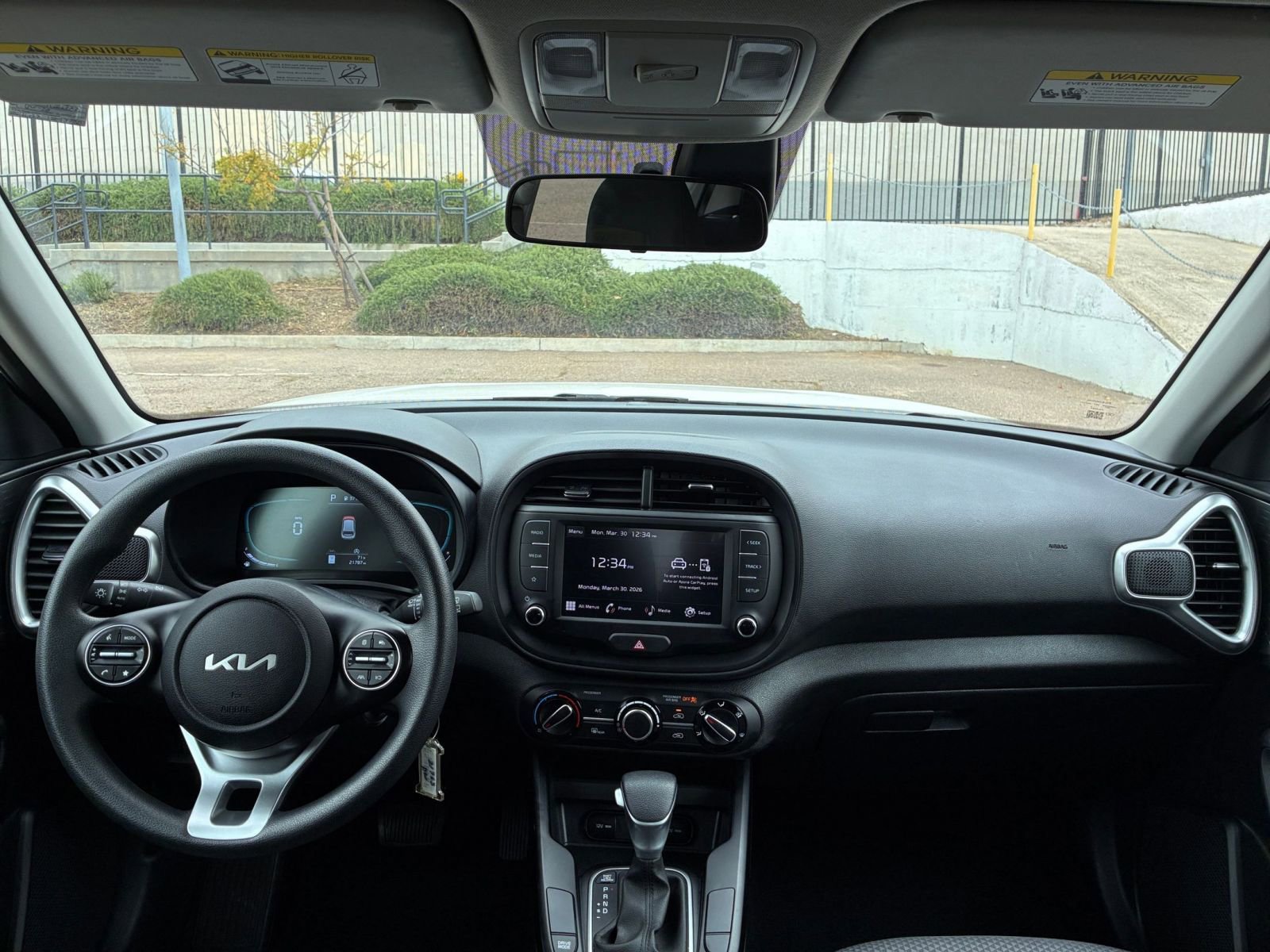 Used 2025 Kia Soul LX w/ LX Technology Package image 31