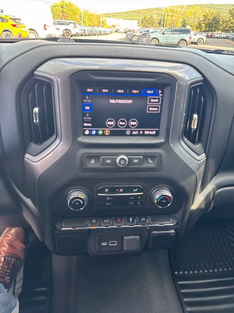 Used 2021 Chevrolet Silverado 1500 Custom AWD/4WD image 25