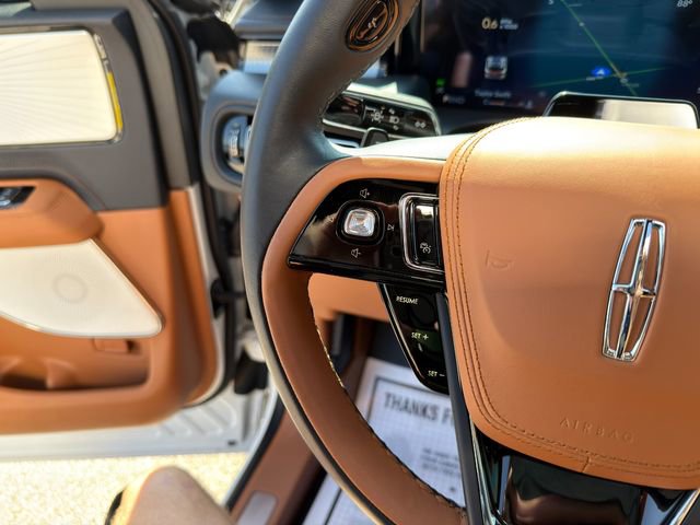 Used 2025 Lincoln Aviator Black Label image 43