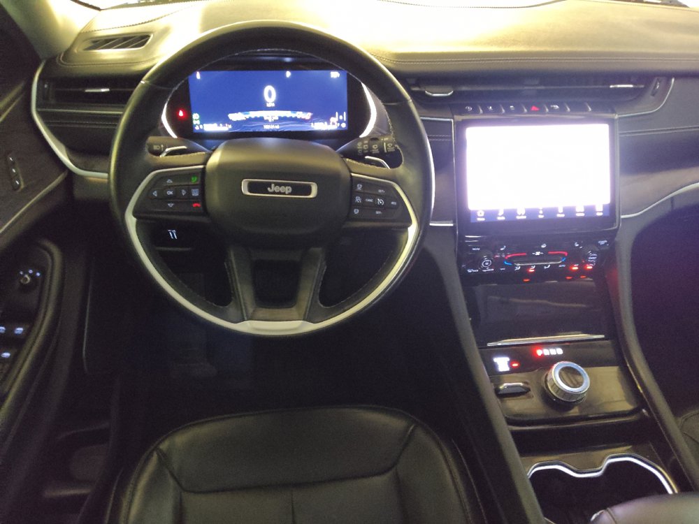Used 2021 Jeep Grand Cherokee L Limited AWD/4WD image 22