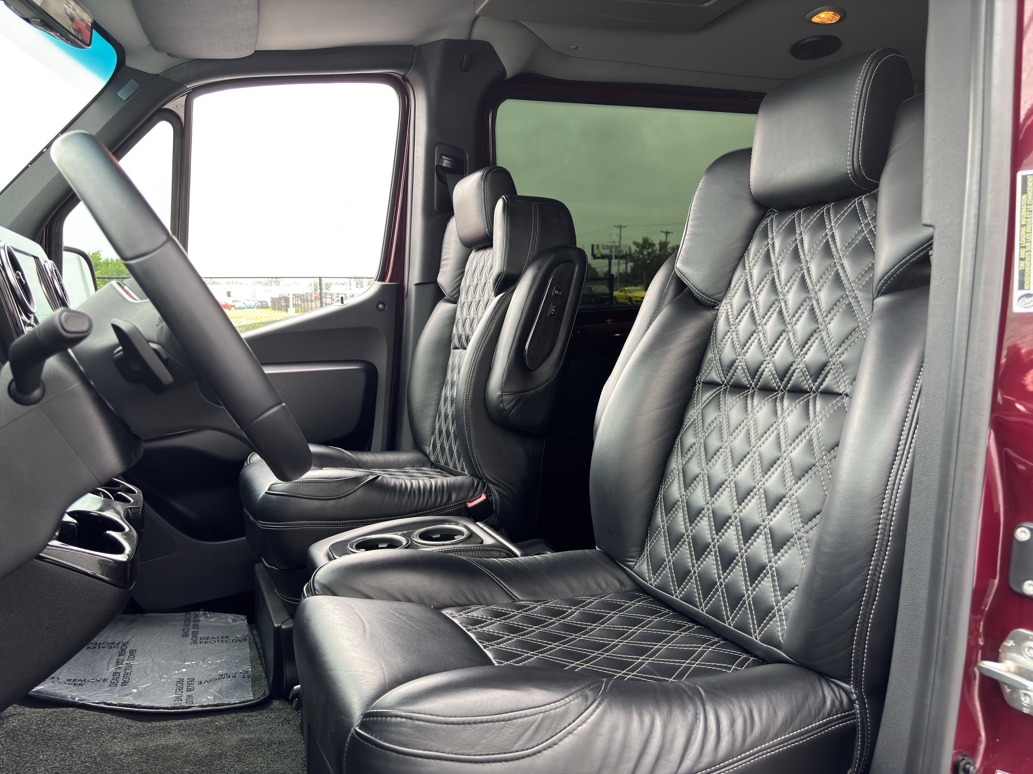 Used 2024 Mercedes-Benz Sprinter 2500 image 20