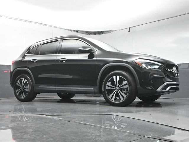 Certified 2025 Mercedes-Benz GLA 250 image 41