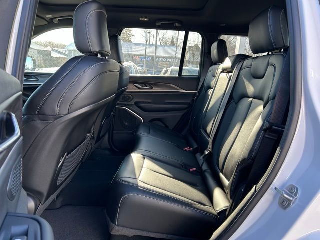 New 2026 Jeep Grand Cherokee Limited image 18
