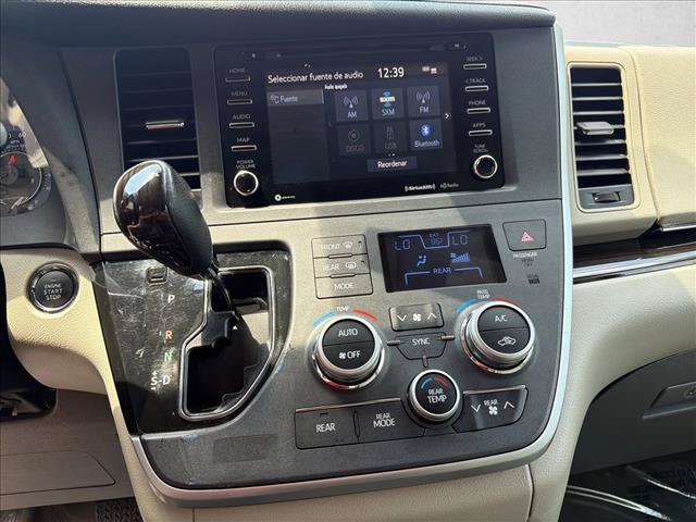 Used 2020 Toyota Sienna XLE Premium w/ Protection Package FWD image 19