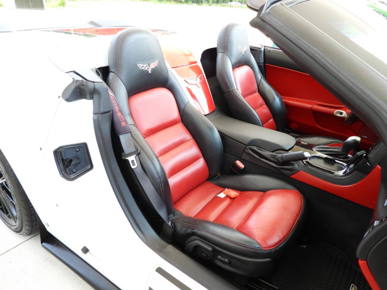Used 2009 Chevrolet Corvette Convertible w/ Preferred Equipment Group RWD image 55