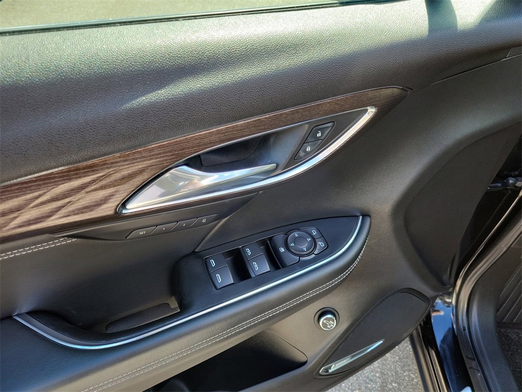 Certified 2023 Buick Envision Avenir image 24