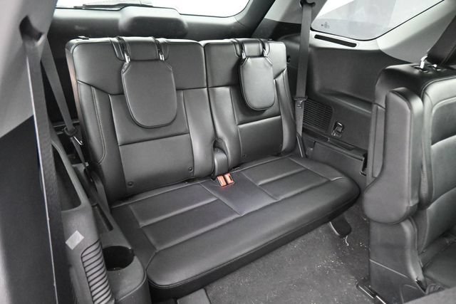 Used 2023 Ford Explorer Limited w/ Hybrid Equipment Group 310A AWD/4WD image 18