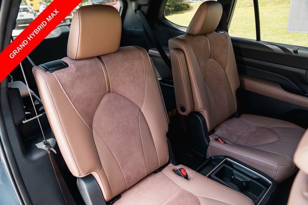 Certified 2026 Toyota Grand Highlander AWD Hybrid image 29